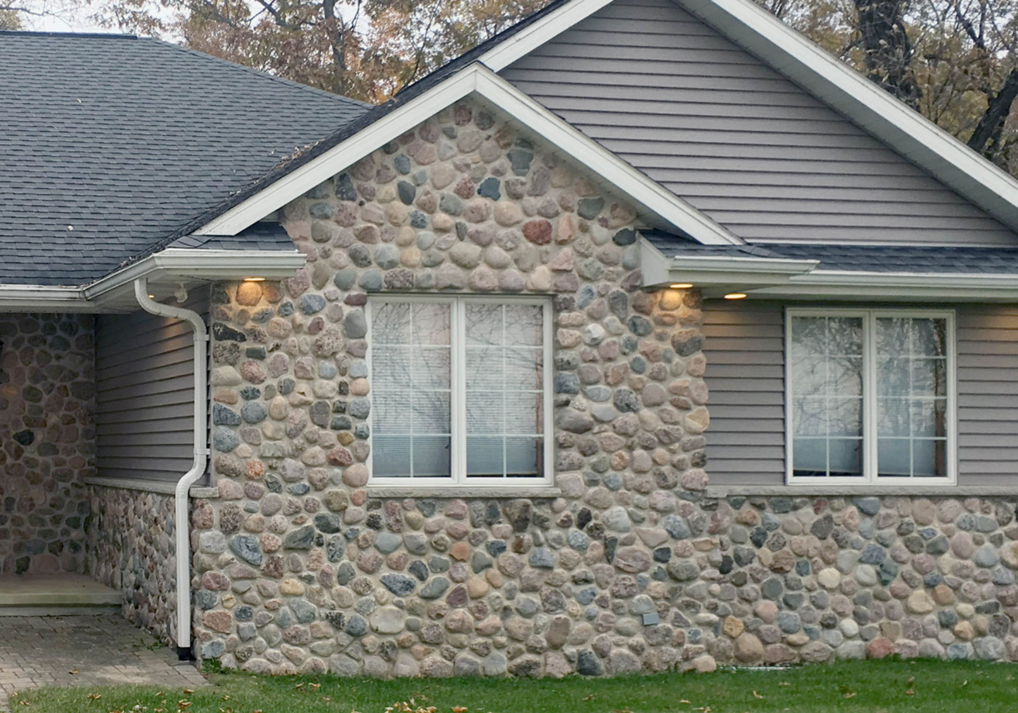 DILIGENT Home Inspectors Inspection EIFS stucco inspection Nashville